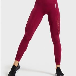 Gymshark Energy+ Seamless Legging Beet M